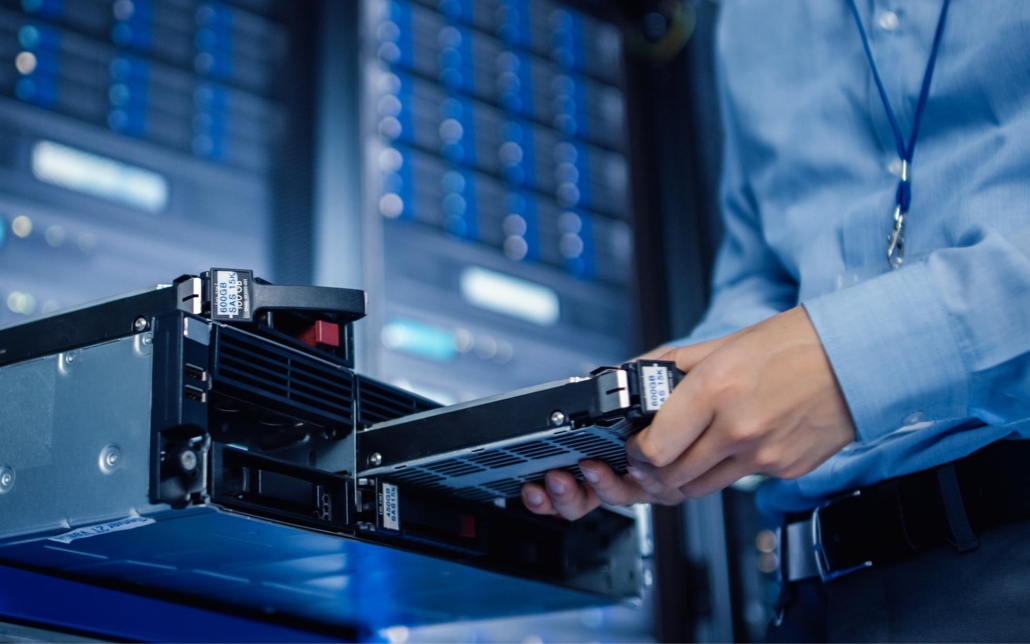 Worker installing servers